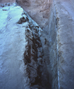 お堀のような環濠